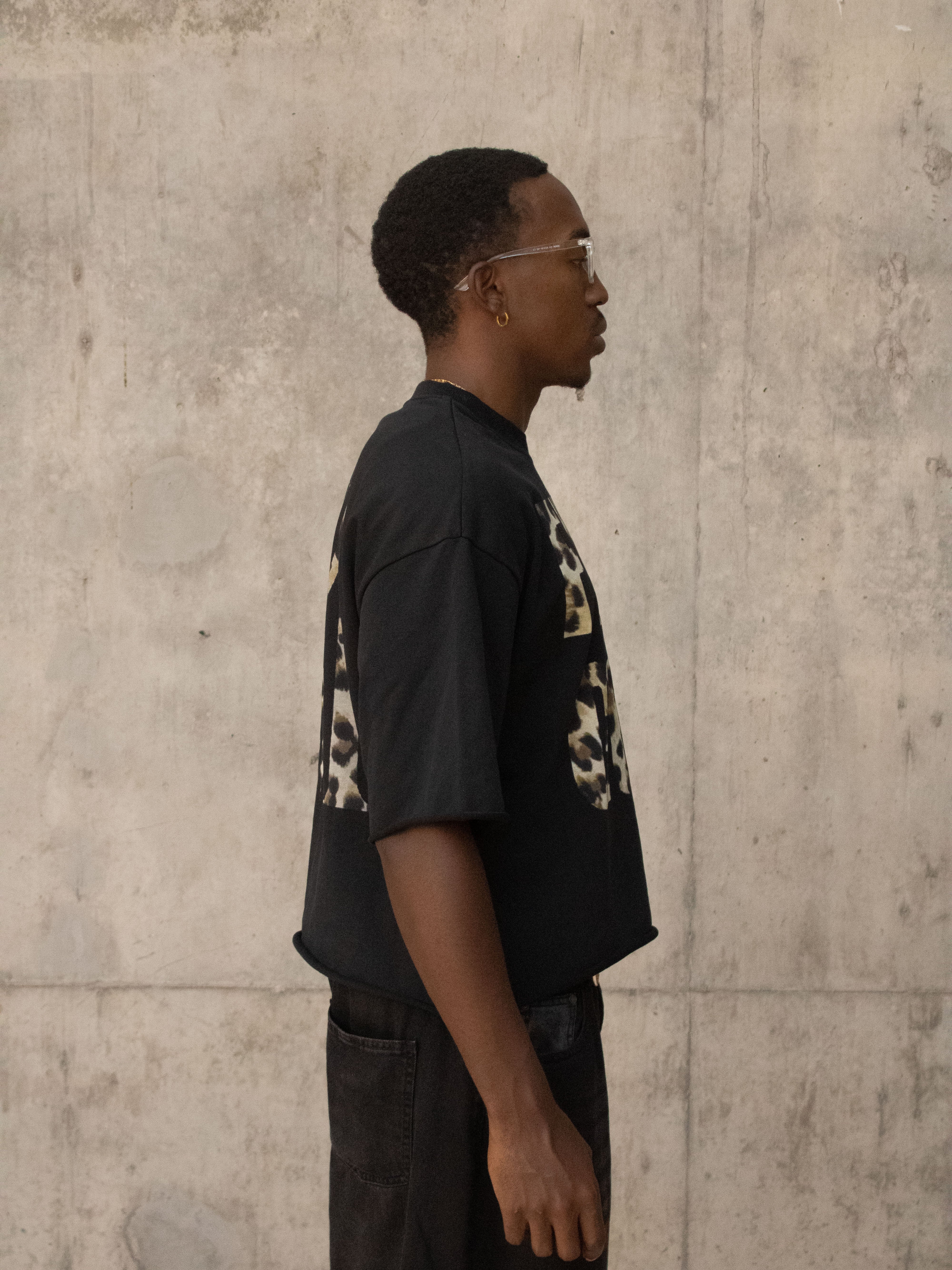 [PRE-ORDER-SHIPS 2-3 WEEKS] FIND GOD TEE